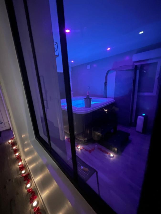 Jacuzzi Prive Arrivee Autonome Villa Конфлан-Сент-Онорин Екстериор снимка